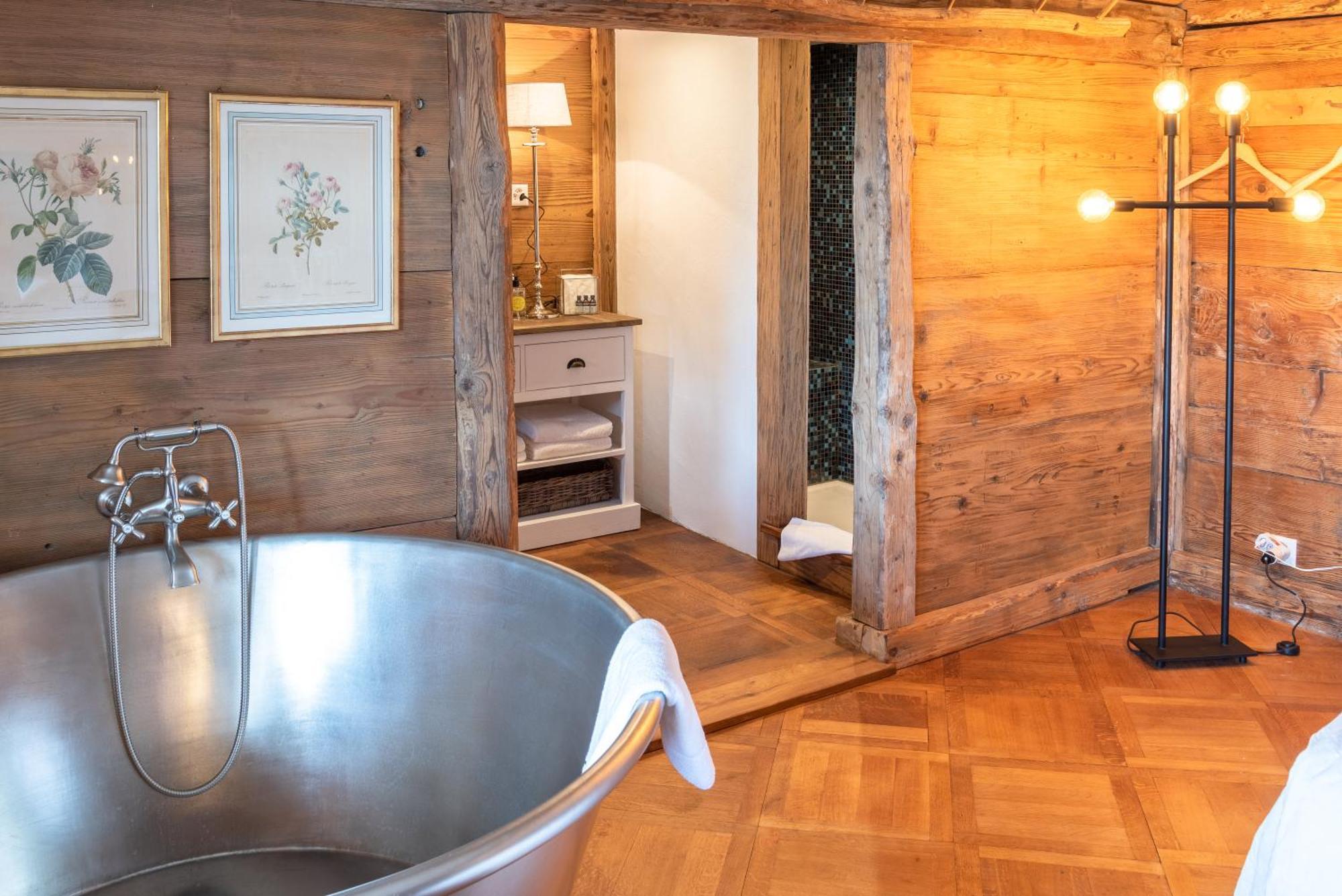 Keiser'S Kammer Meisterschwanden Buitenkant foto