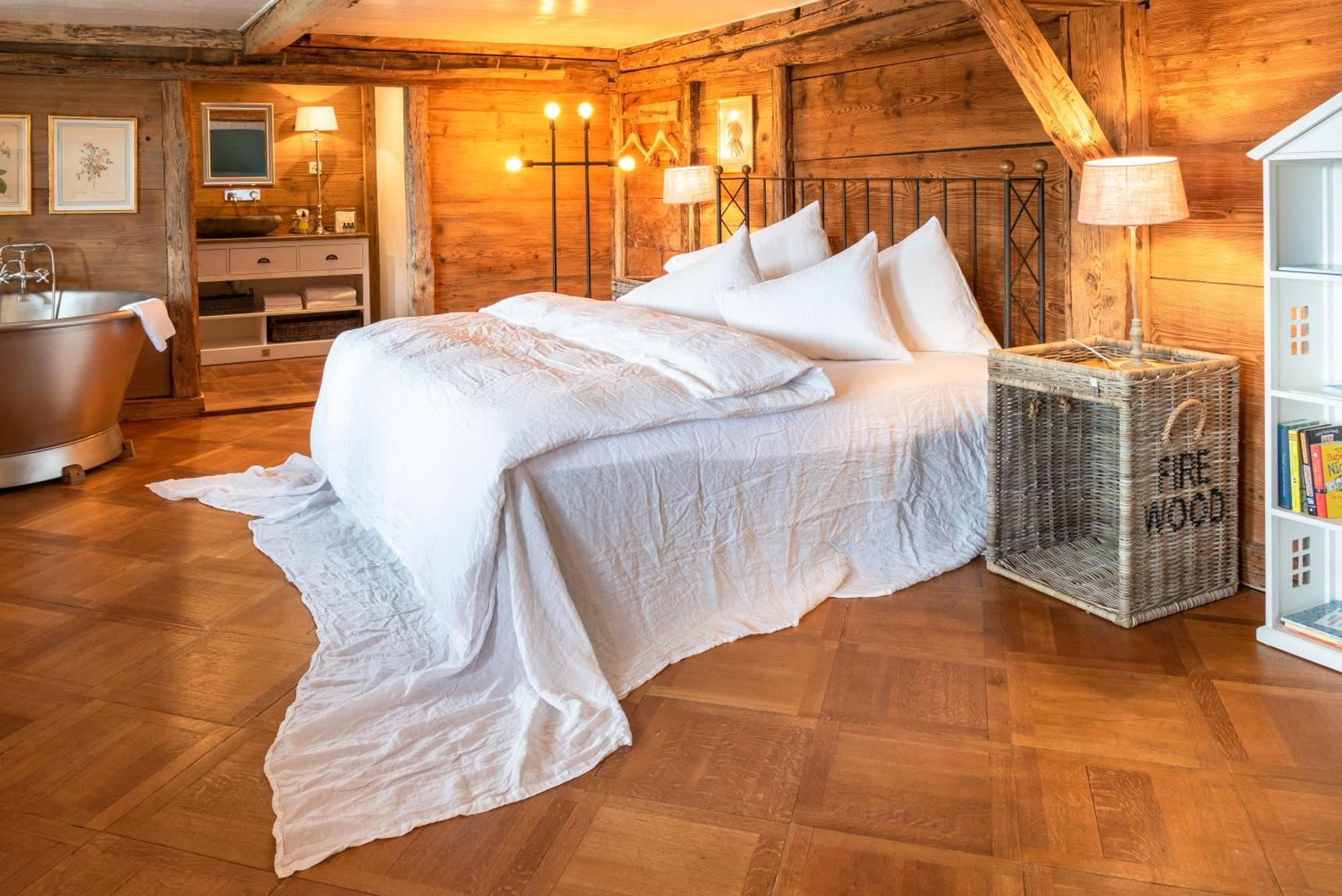 Keiser'S Kammer Meisterschwanden Buitenkant foto